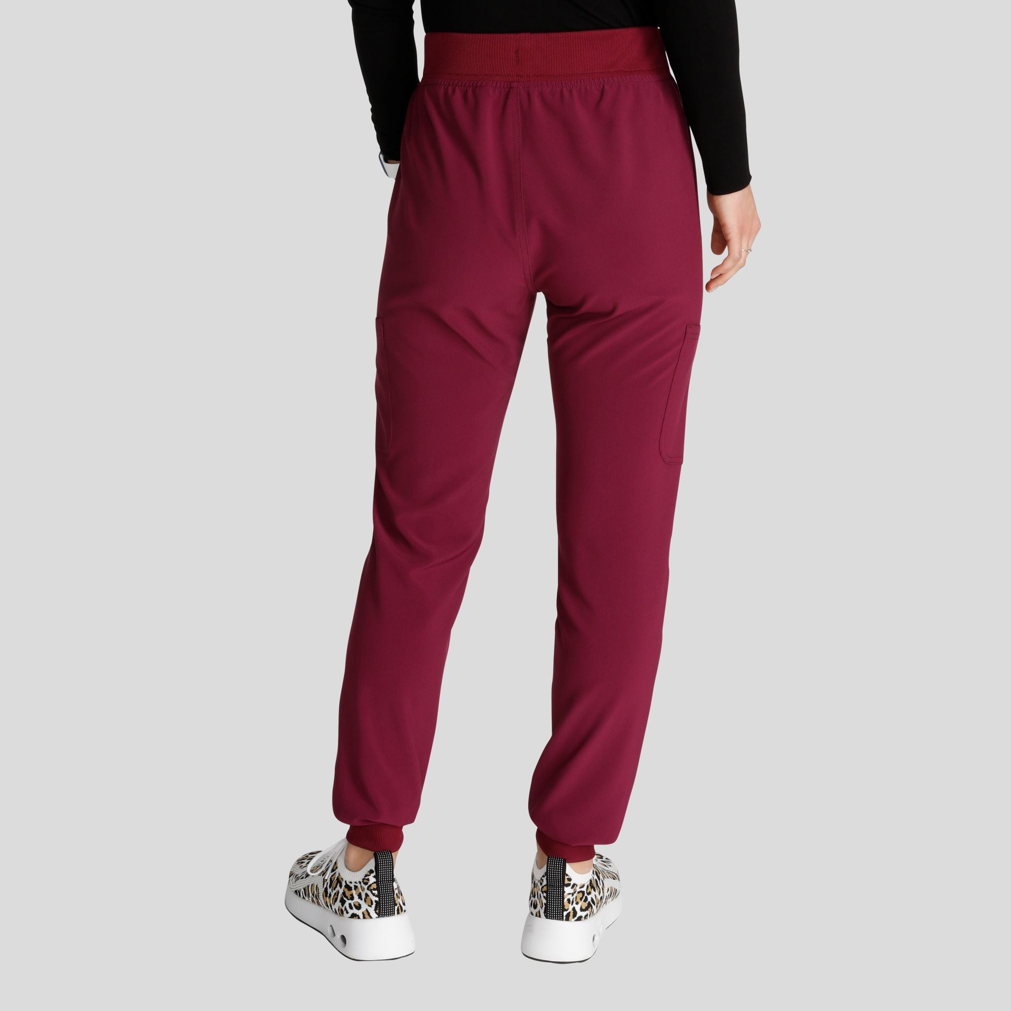Women's Natural Rise Jogger Scrub Pant