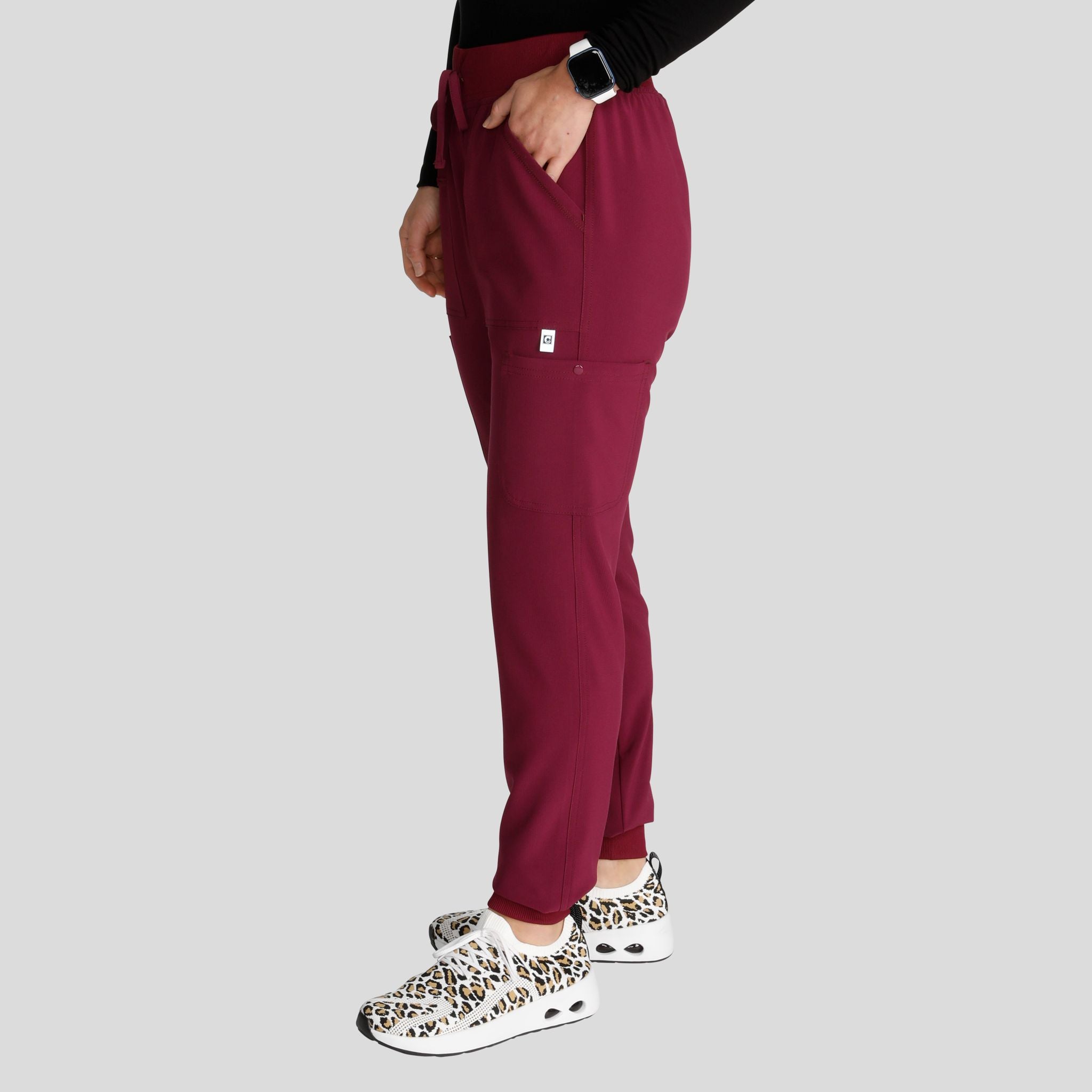 Women's Natural Rise Jogger Scrub Pant