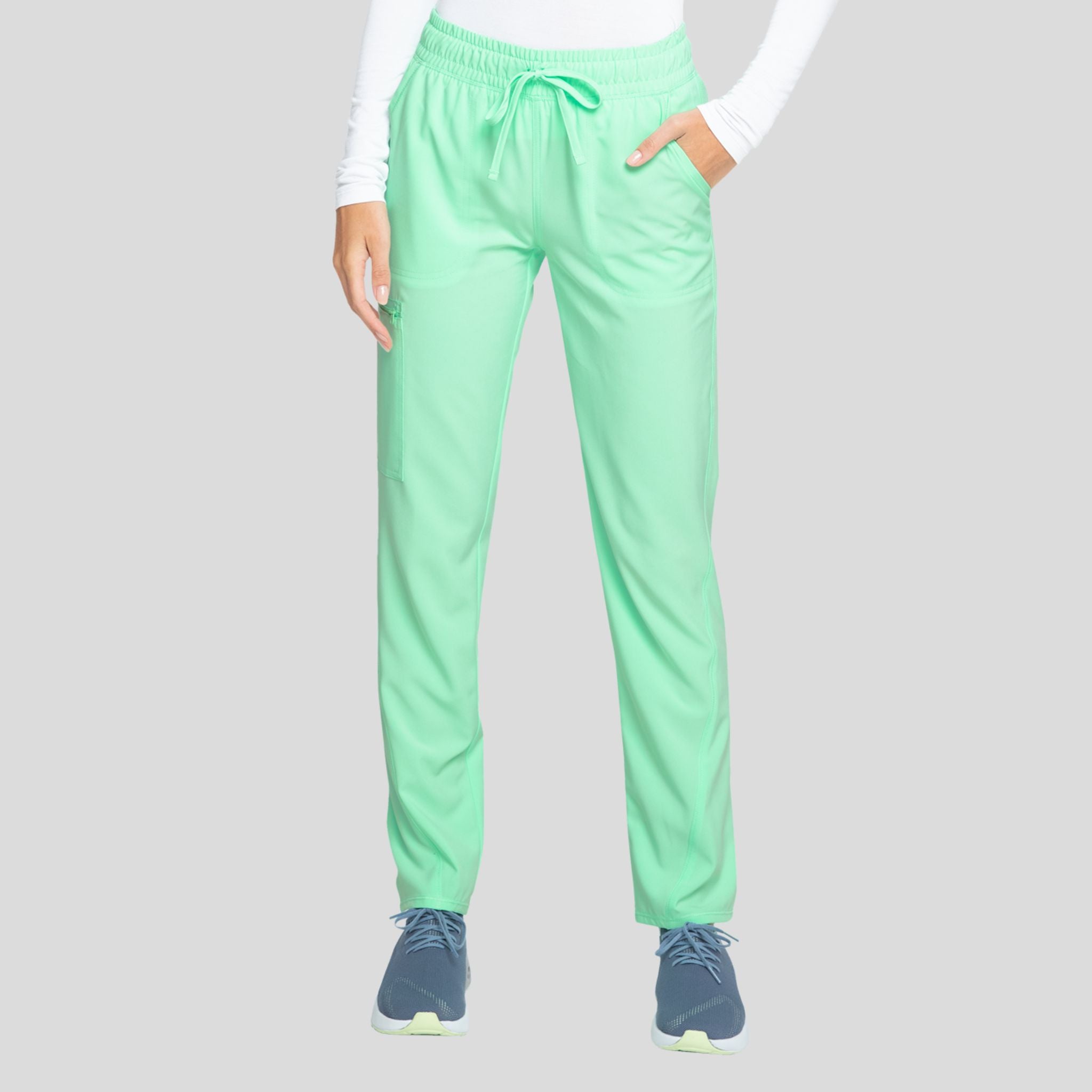 Mid Rise Tapered Leg Drawstring Pant