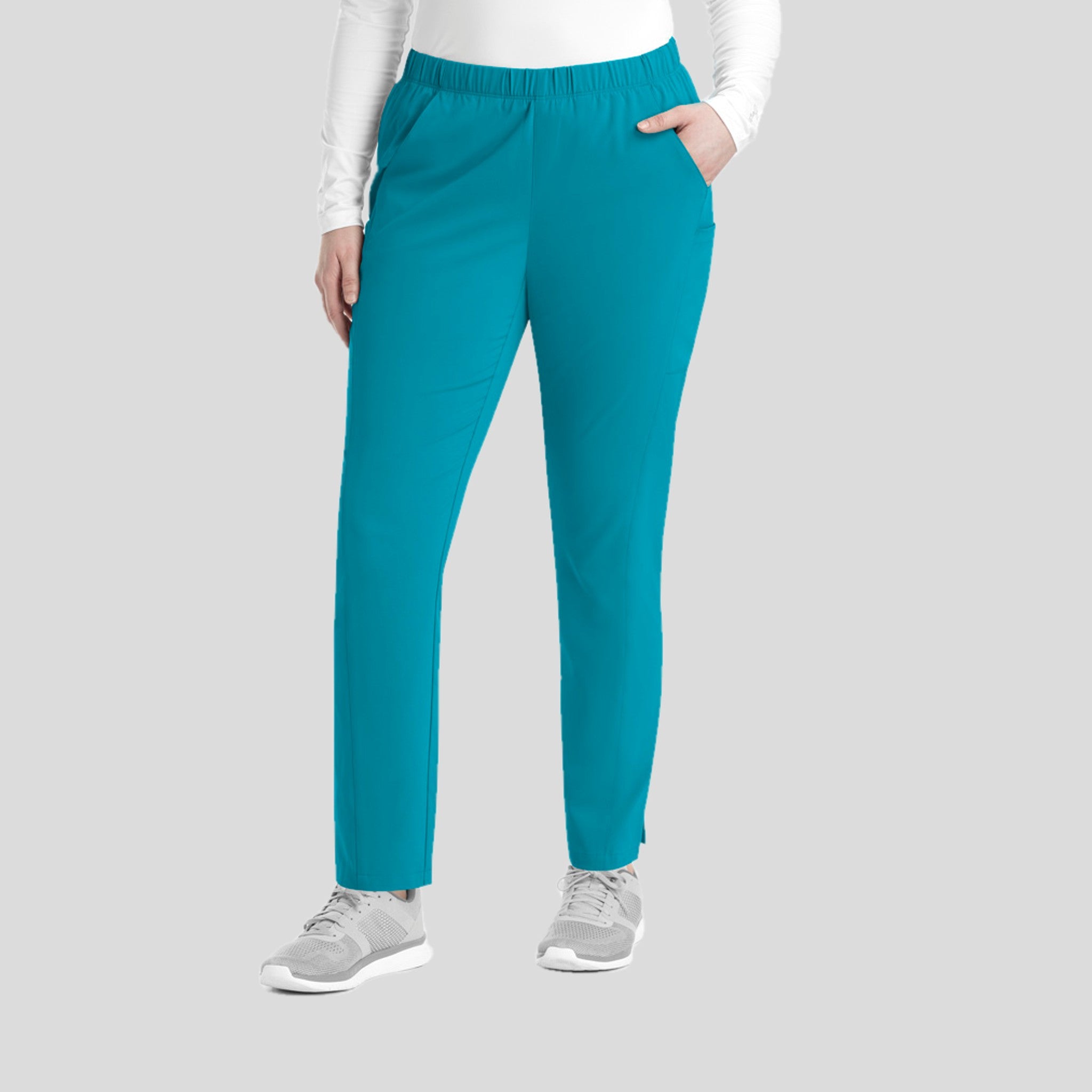 Women's Tapered Leg Pant