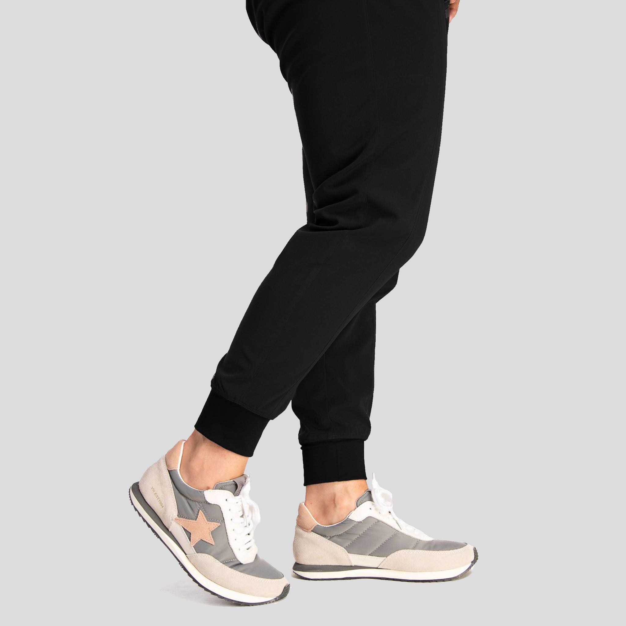 Women’s Jogger Scrub Pants