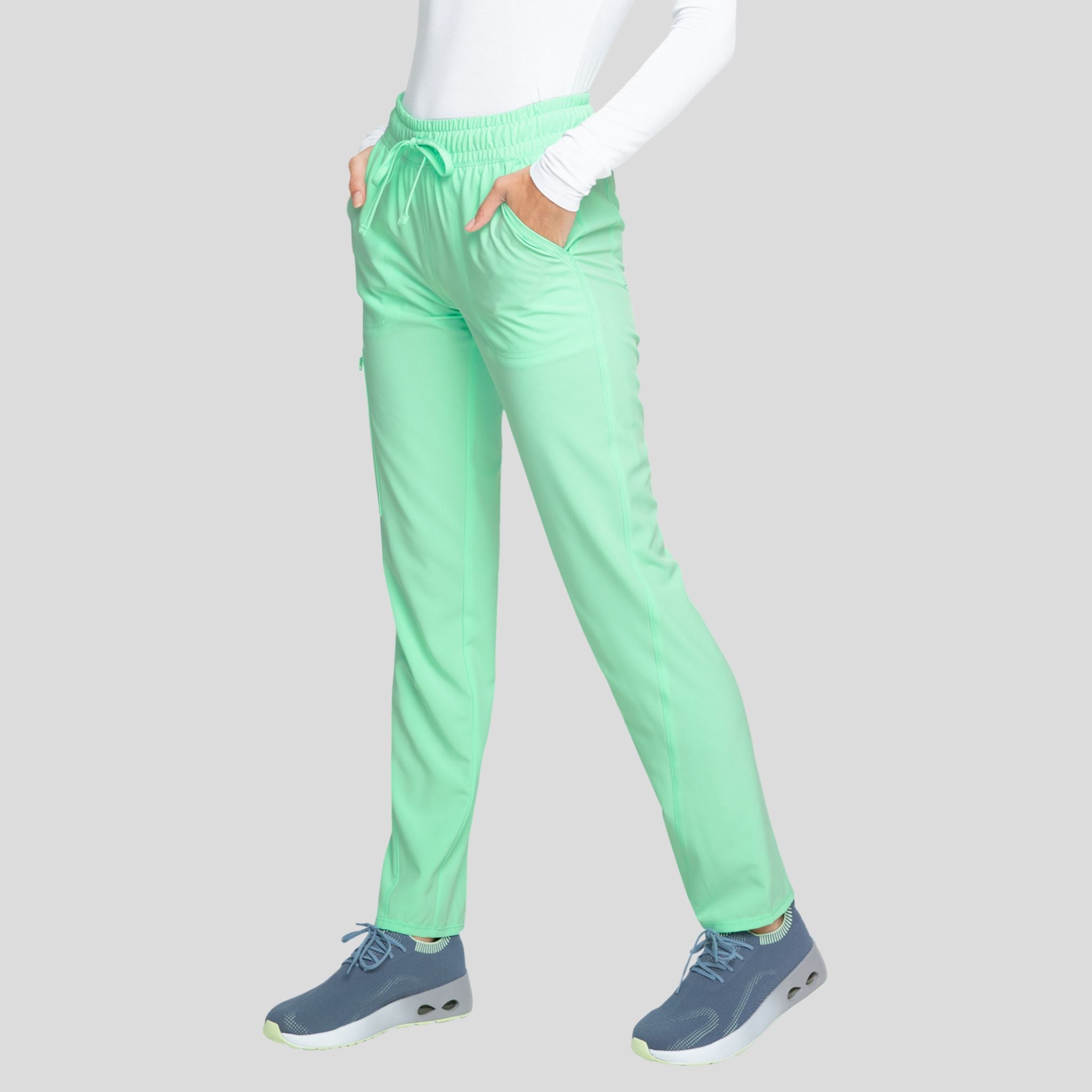 Mid Rise Tapered Leg Drawstring Pant