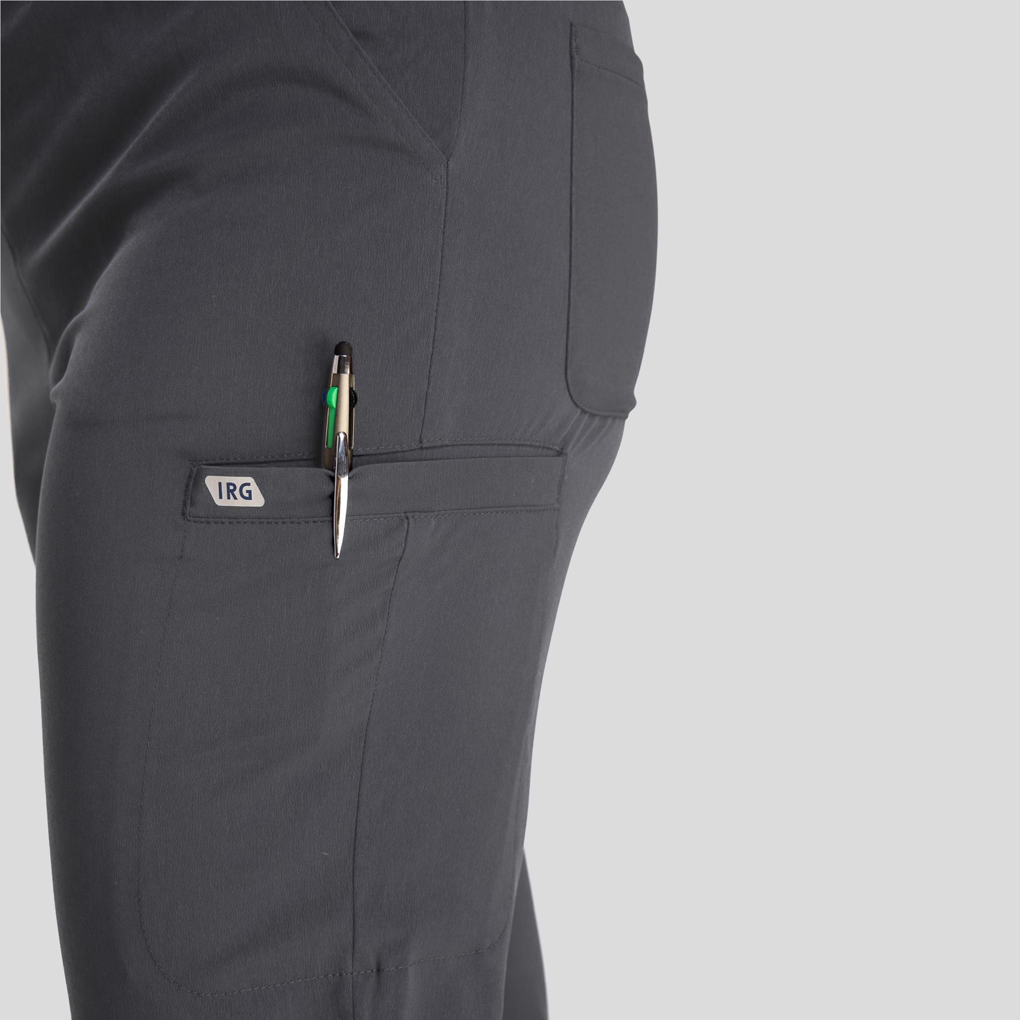 Women’s Elastic Waist Pant