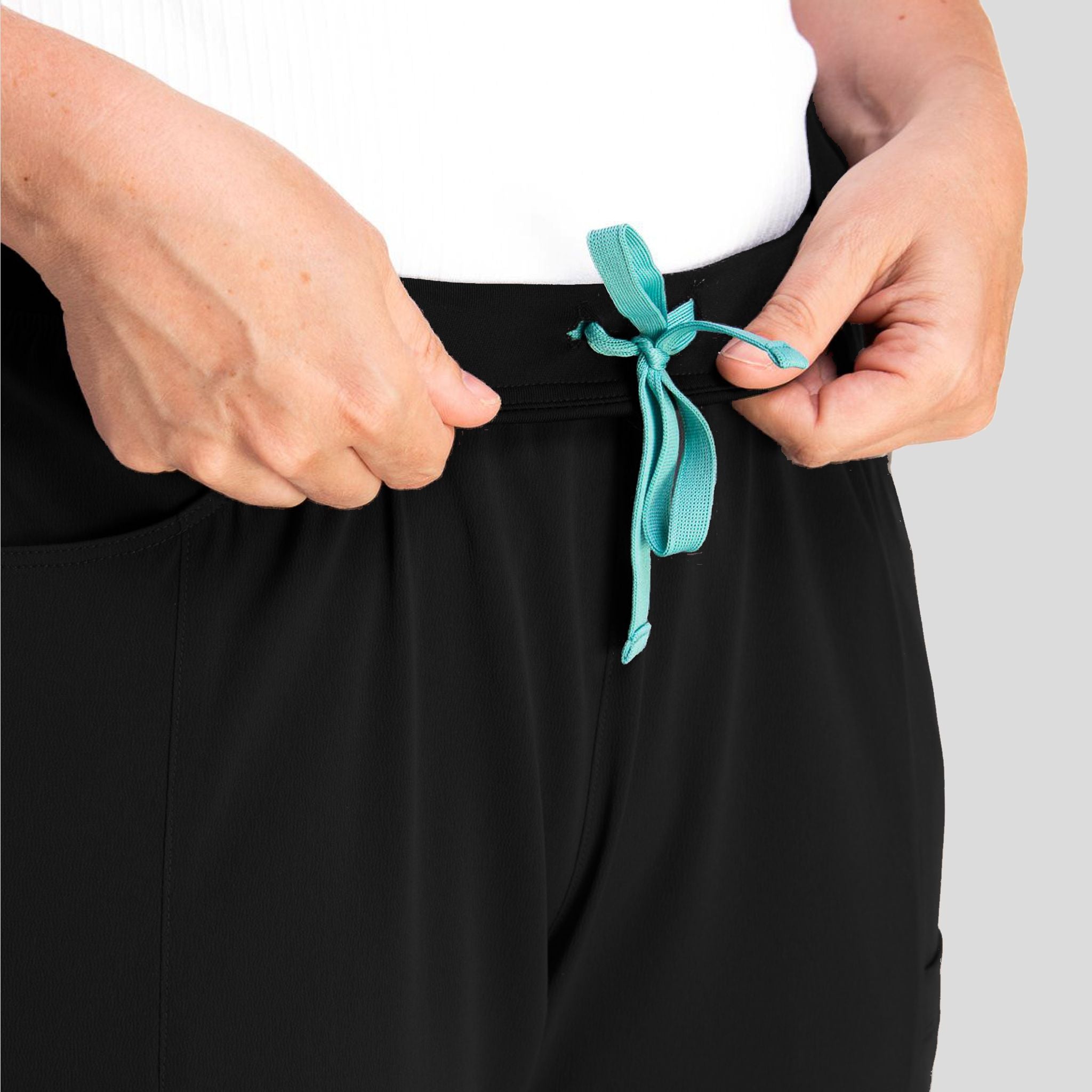 Women’s Jogger Scrub Pants