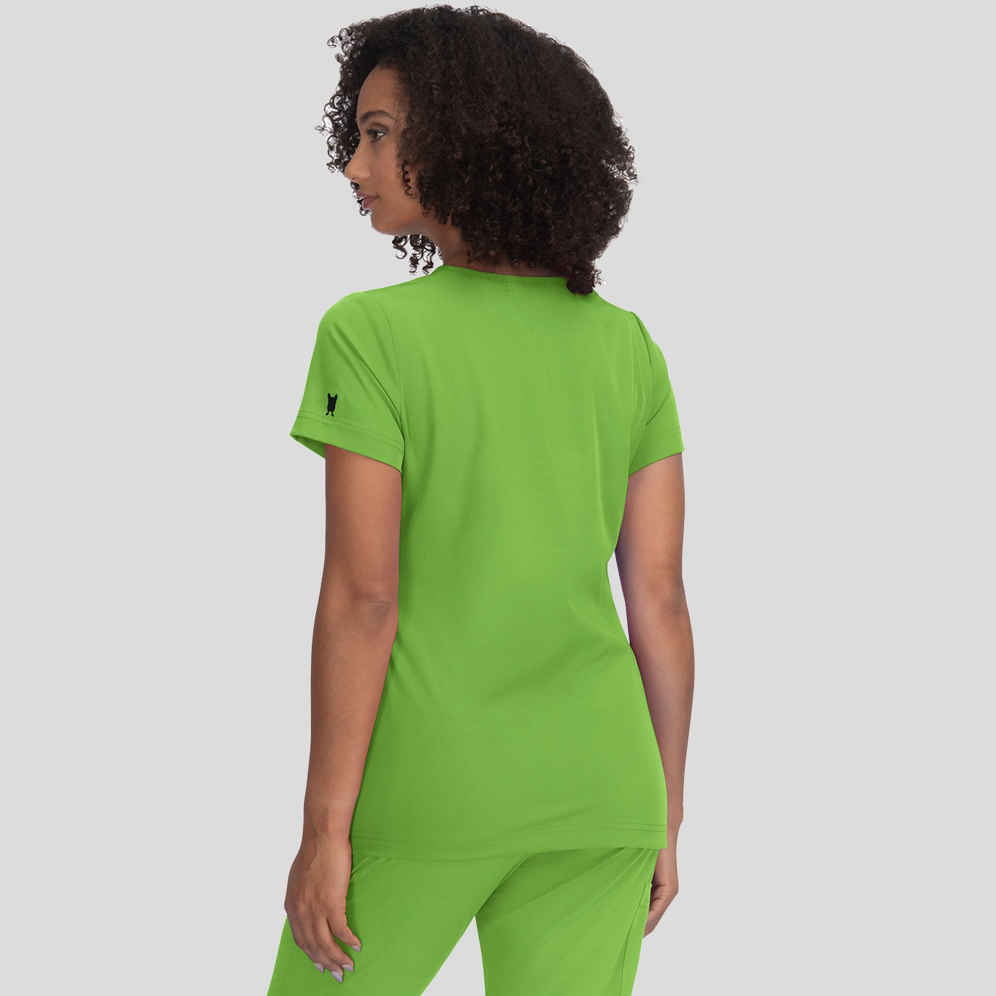 Coco Women's 1-Pocket Tuck-In Scrub Top