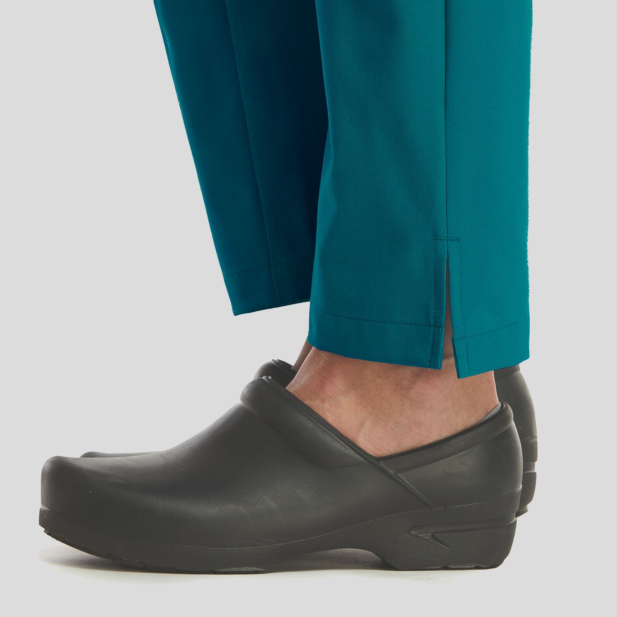 Women's 6 Pocket Pant