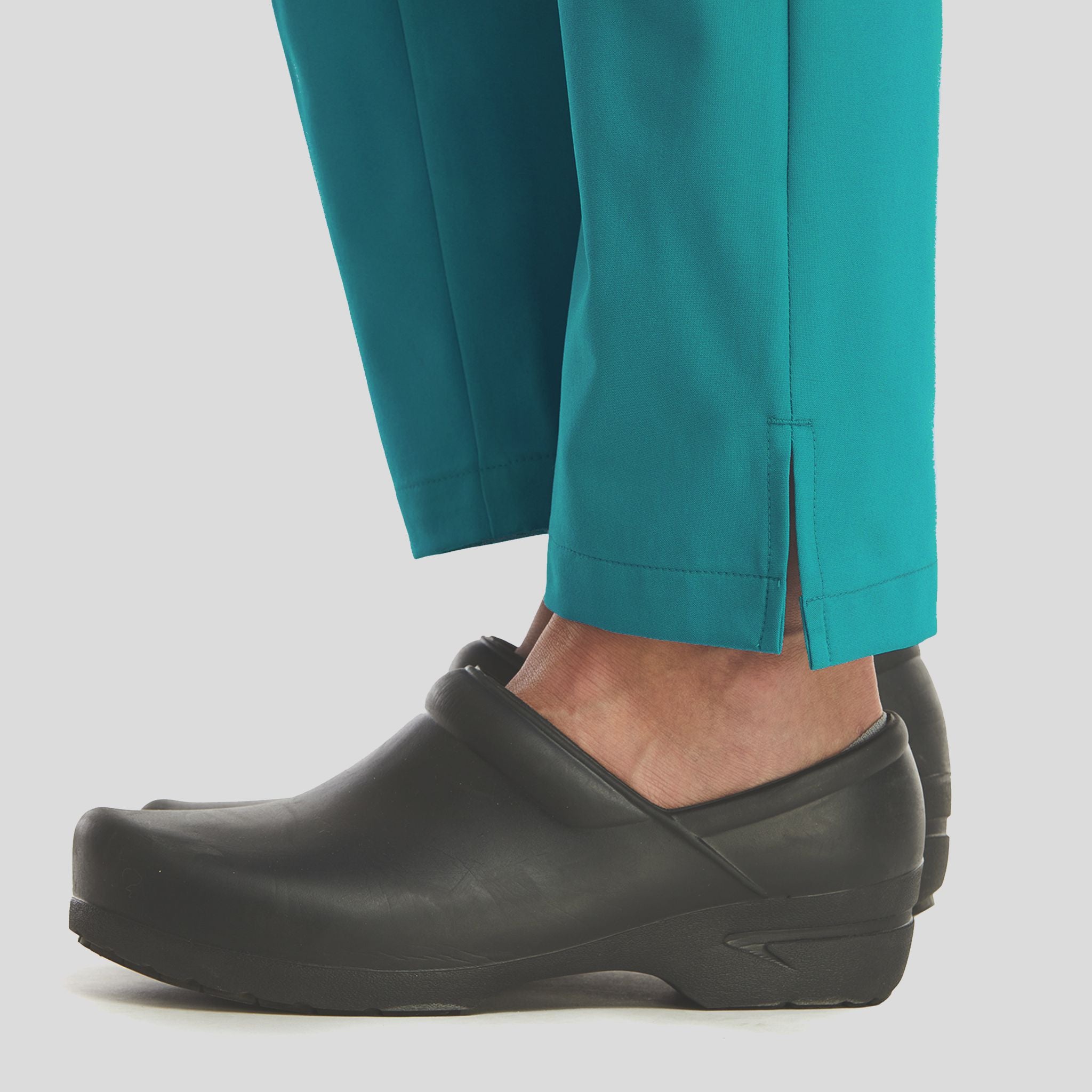 Women's 6 Pocket Pant