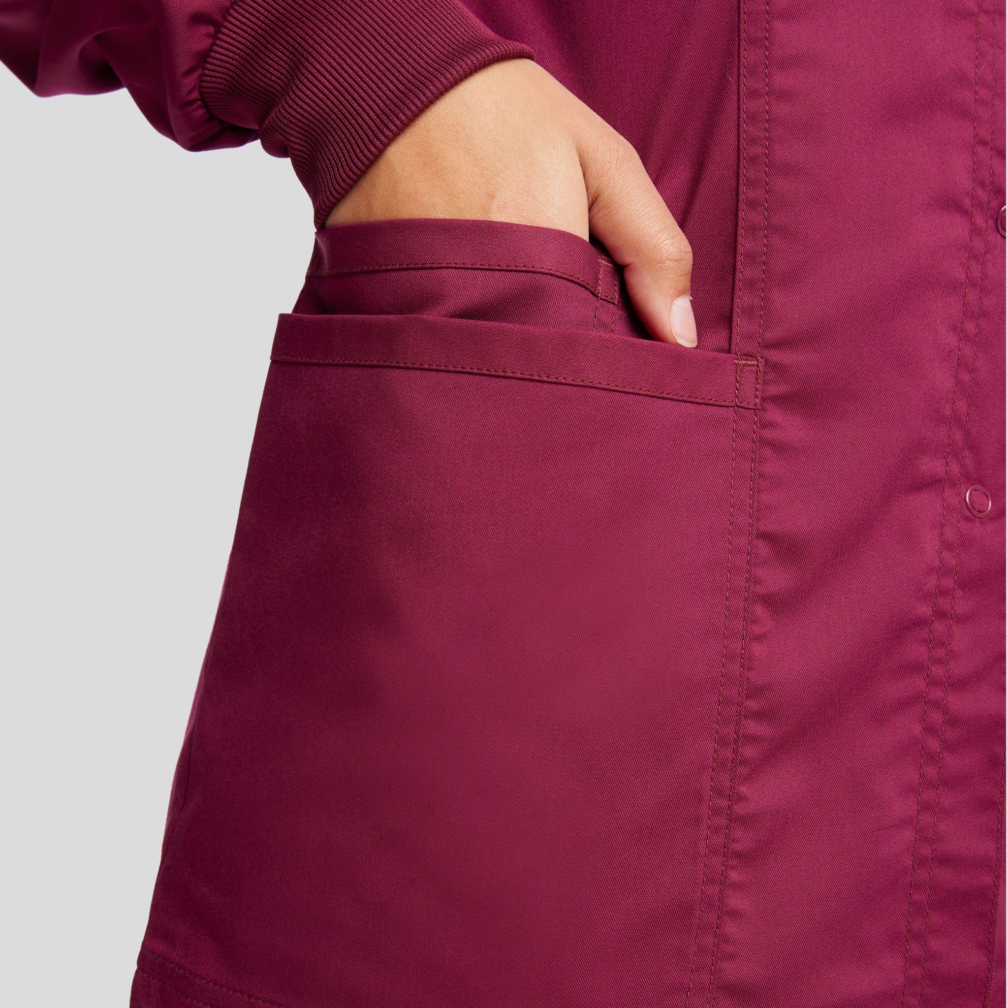 Women's Snap Front Solid Scrub Jacket